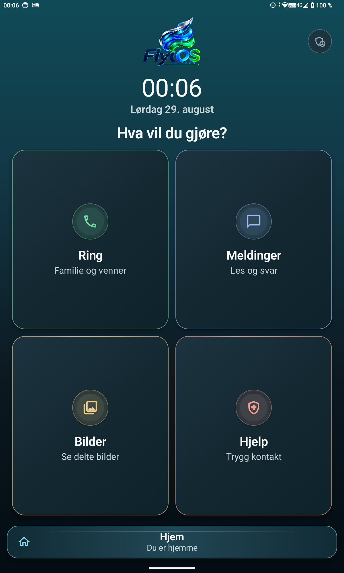 An earlier development version of FlytOS Elders, with large Norwegian buttons for calls, messages, photos and help